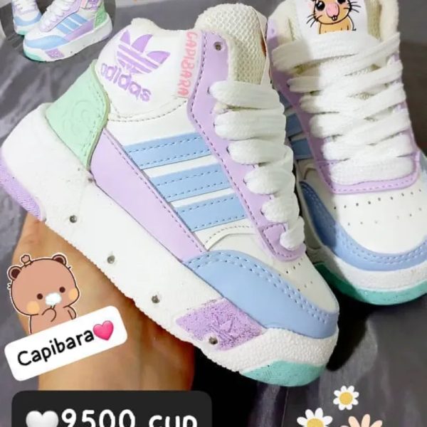 BOTICAS ADIDAS CAPIBARA * Alumbran