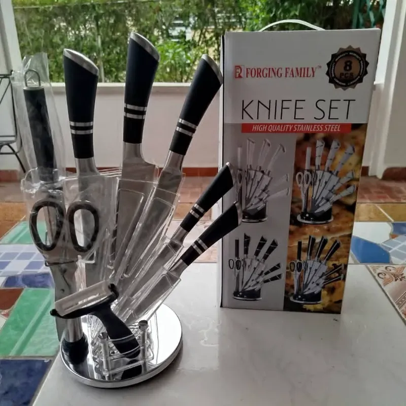 Set de cuchillos con base giratoria