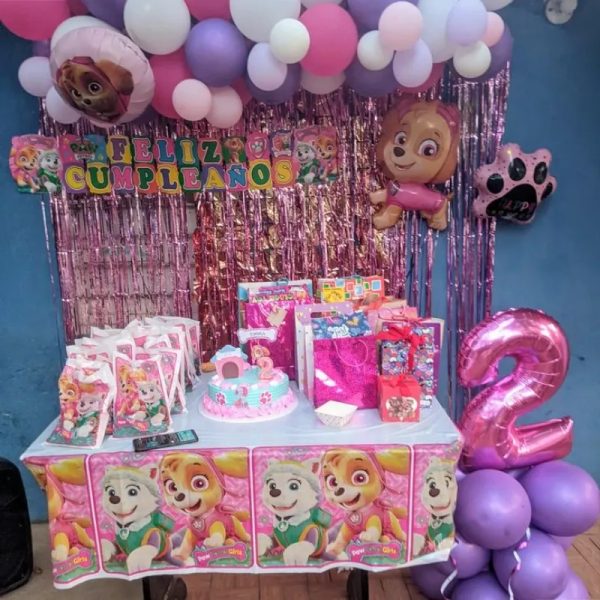 PAQUETE DE FIESTA PARA 30 NIÑOS