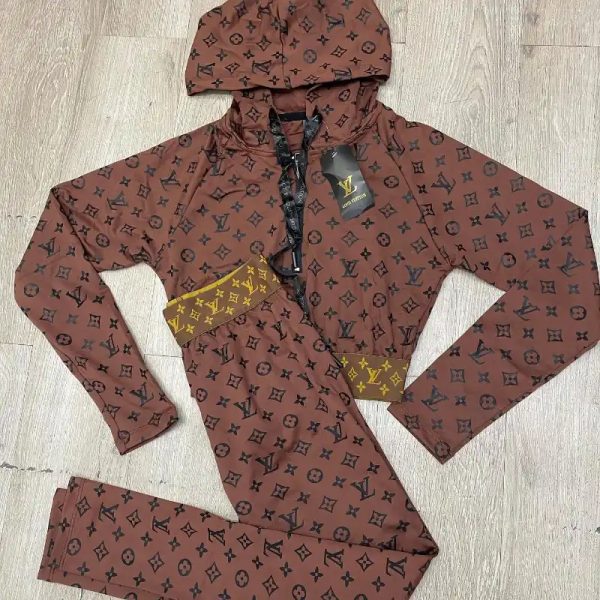  Conjunto Louis Vuitton 
