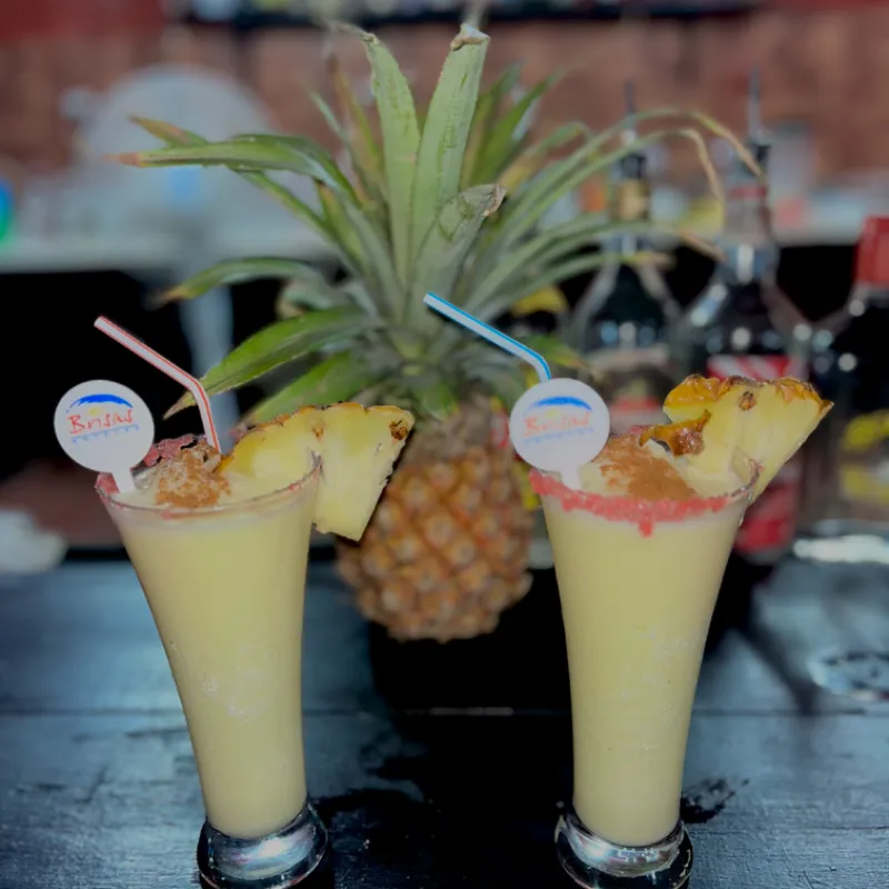 Piña colada con alcohol