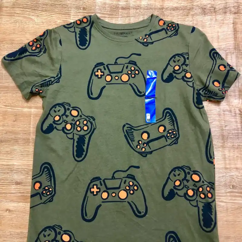 Pulóver de videojuegos color verde