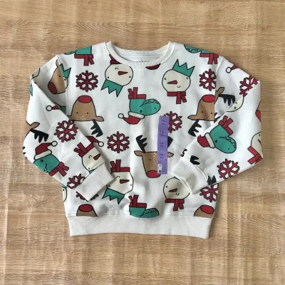 Abrigo con motivos navideños