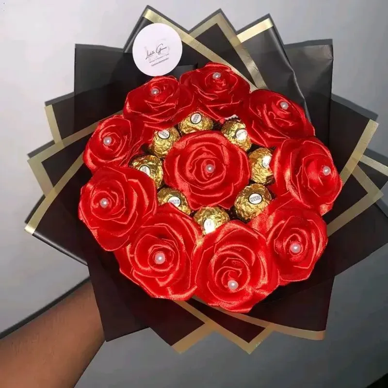 Ramo Ferrero circular