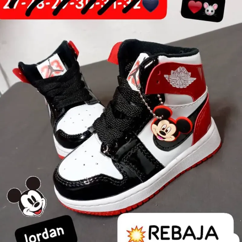 BOTICAS NIKE JORDAN ROJO Y NEGRO MICKEY