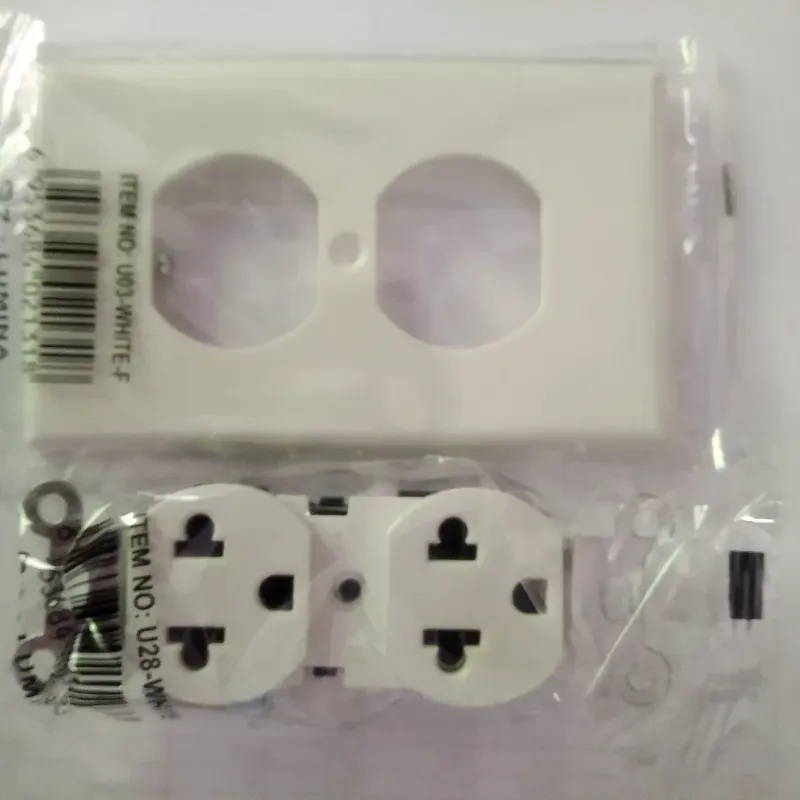 Toma Corriente Universal