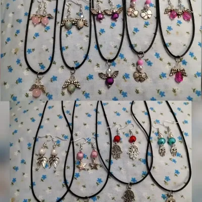 Combo de collar con pendientes