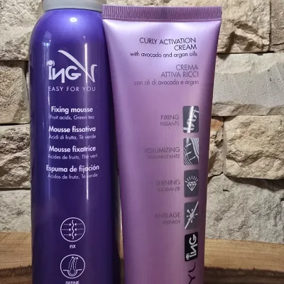 Crema activadora de rizos y espuma moldeadora