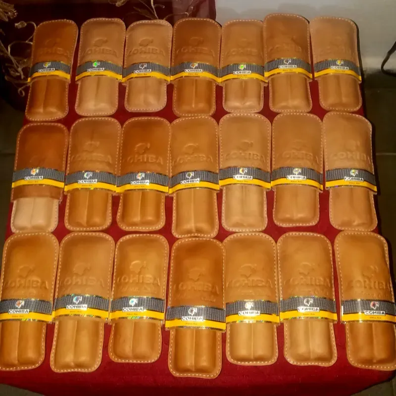 Tabaqueras reductibles de piel