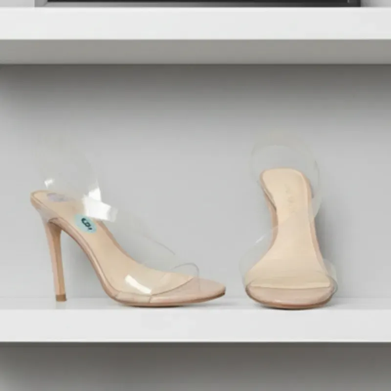 Tacones cinta transparente