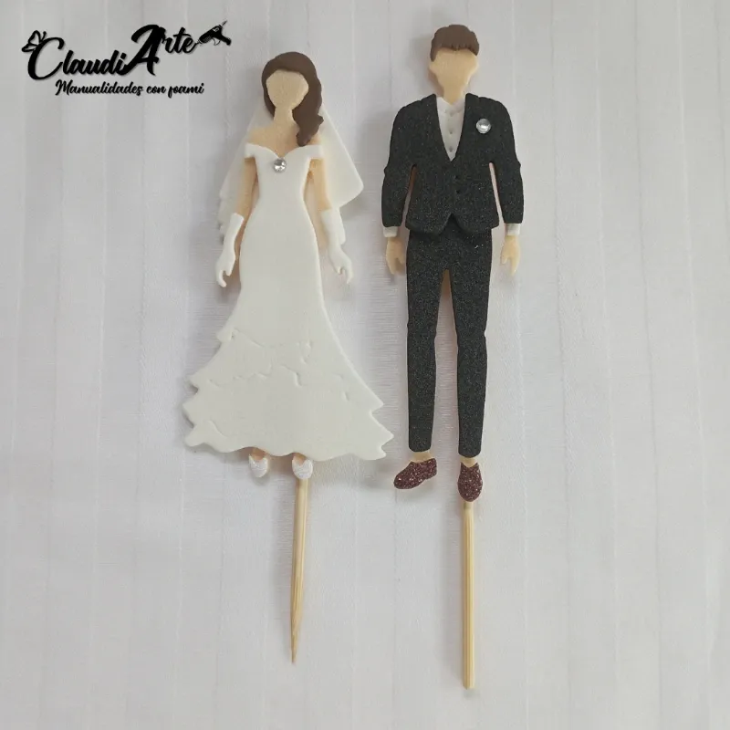 Cake topper