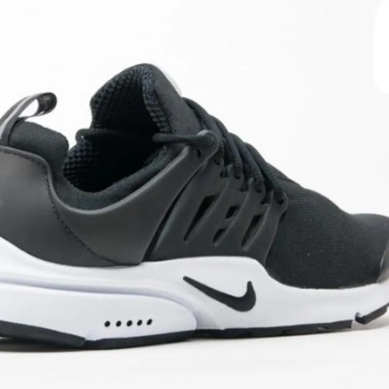 Nike Air Presto Essential Black