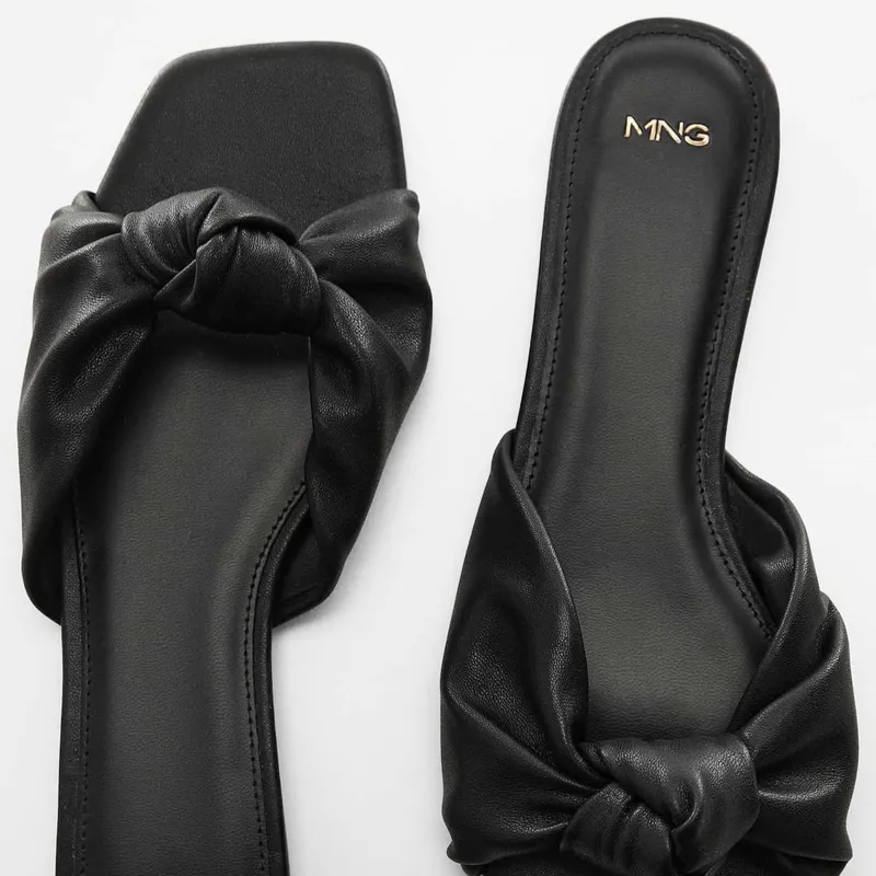 Sandalias Planas Nudo