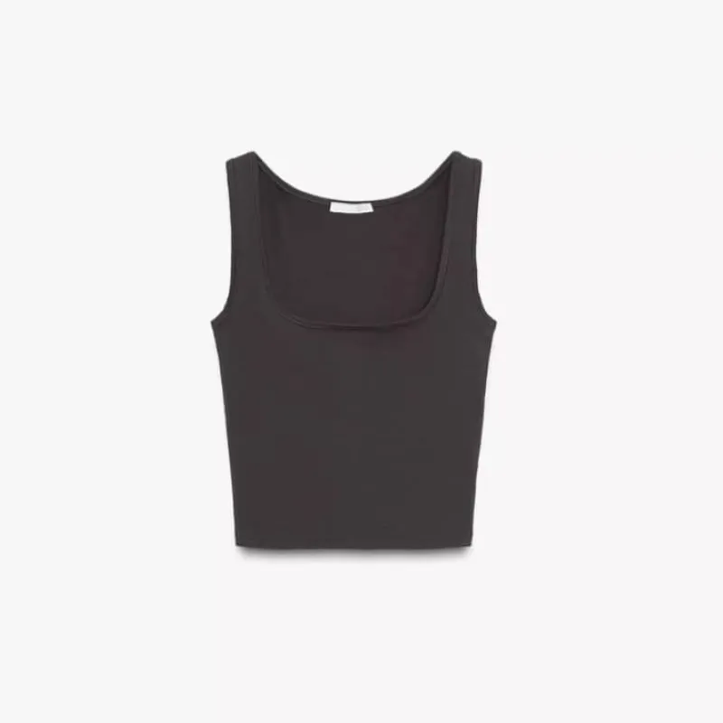 Top básico negro gastado