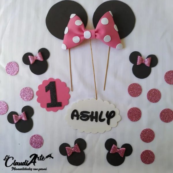 Cake topper