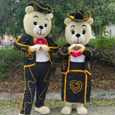 Pareja de osita y osito mariachi