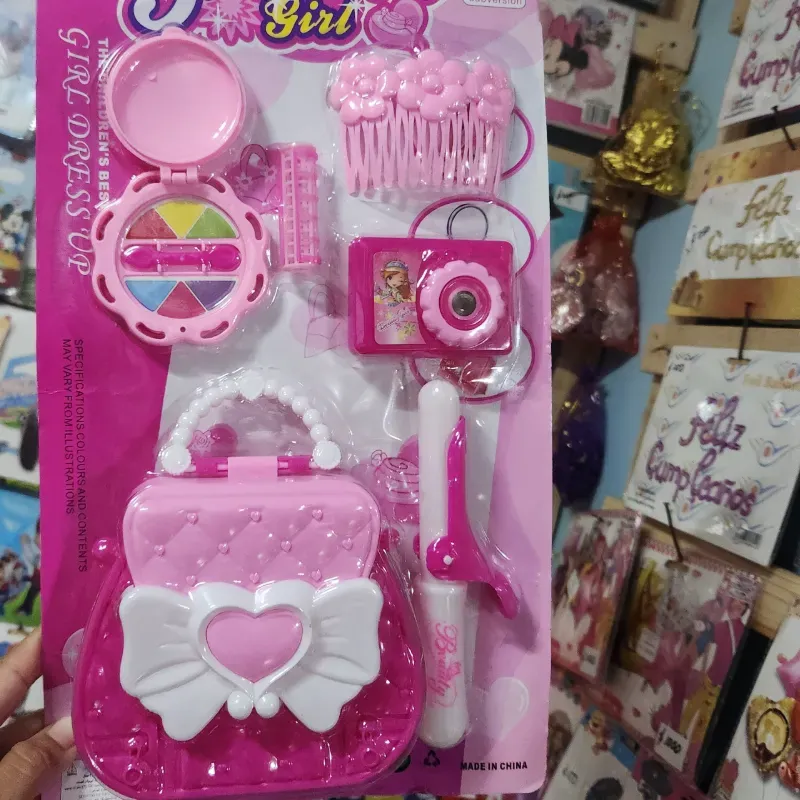 Juego de cartera plástica con accesorios