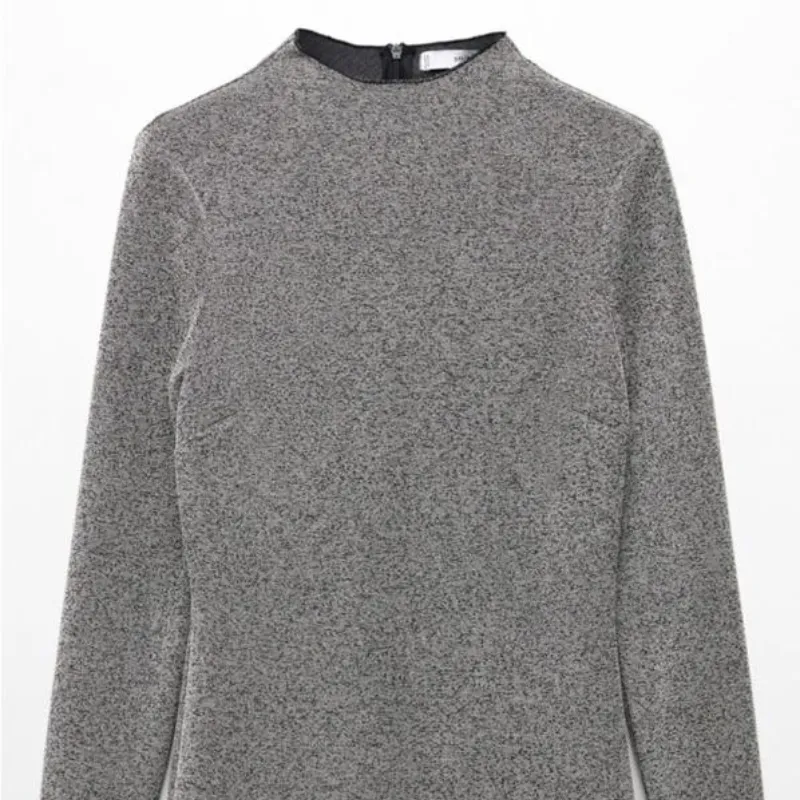 Vestido corto con mangas