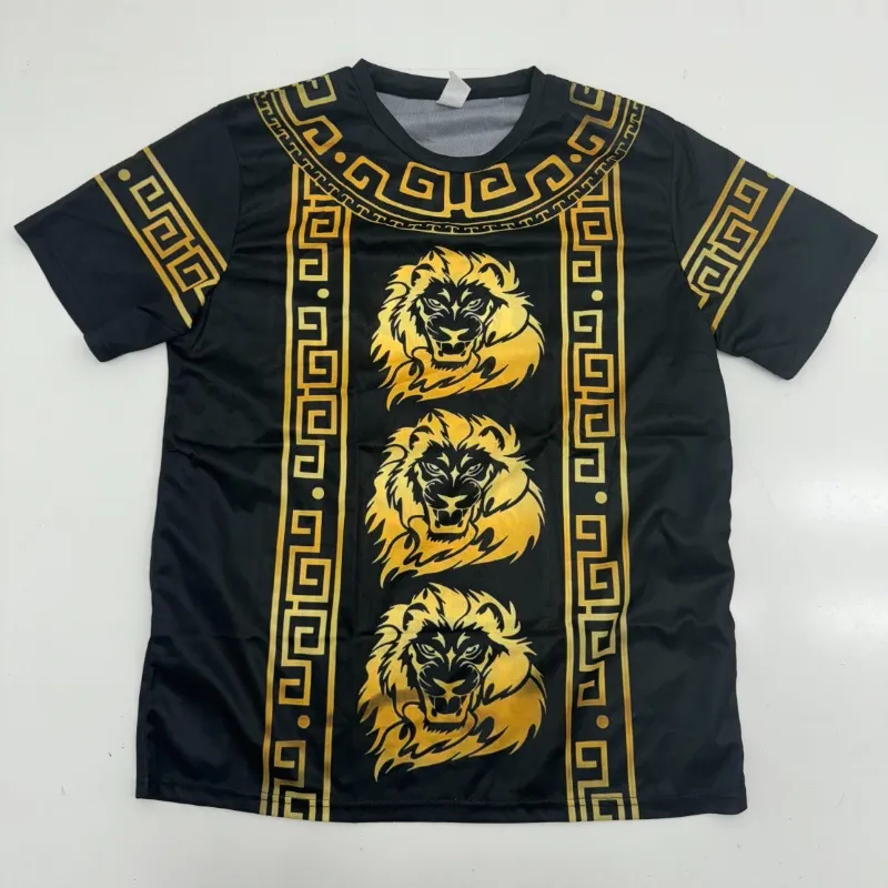 Pullover con detalles dorados