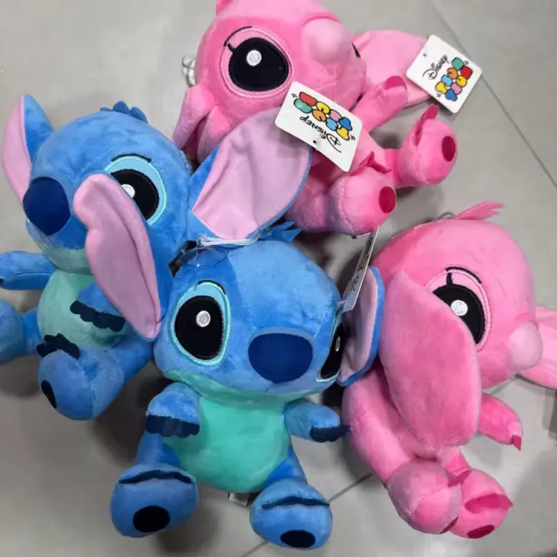 Stitch y Angela los 2