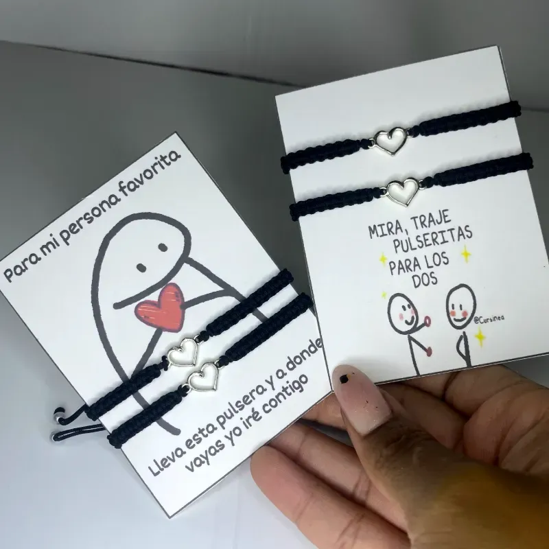 Pareja Pulseras tejidas con corazón