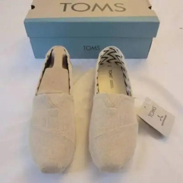 DY-Alpargatas TOM's