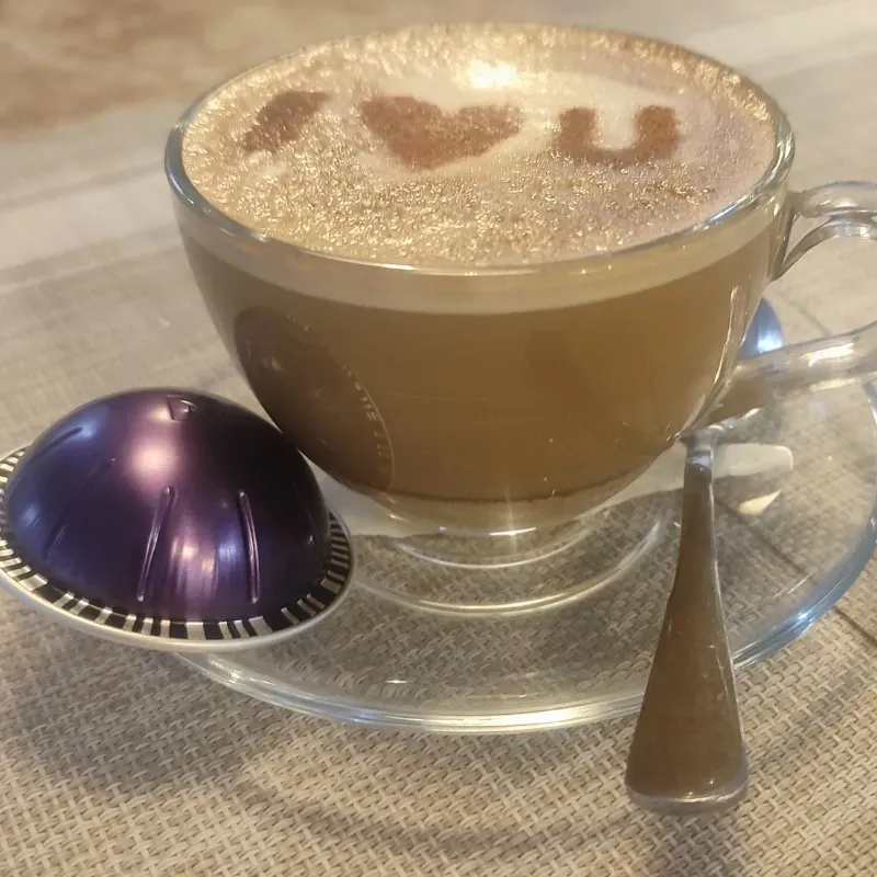 CAPPUCCINO BOMBÓN