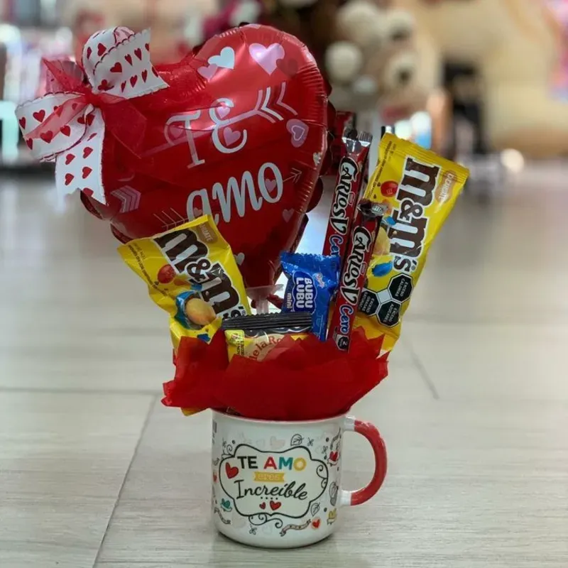 JARRA CON CHUCHES Y GLOBOS