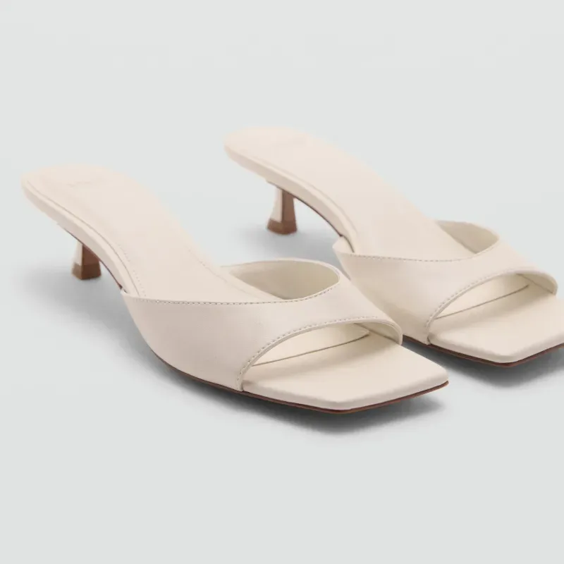 Sandalias de tacón crema Mango