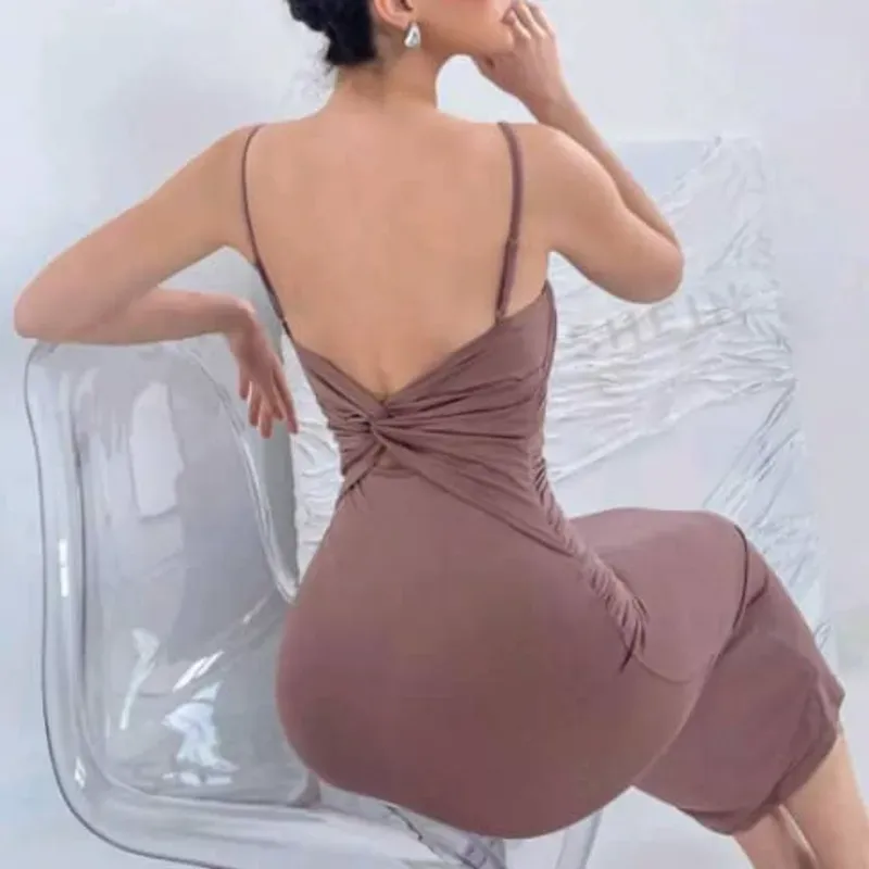  Vestido tubo con torcido en la espalda — Rosa Vieja