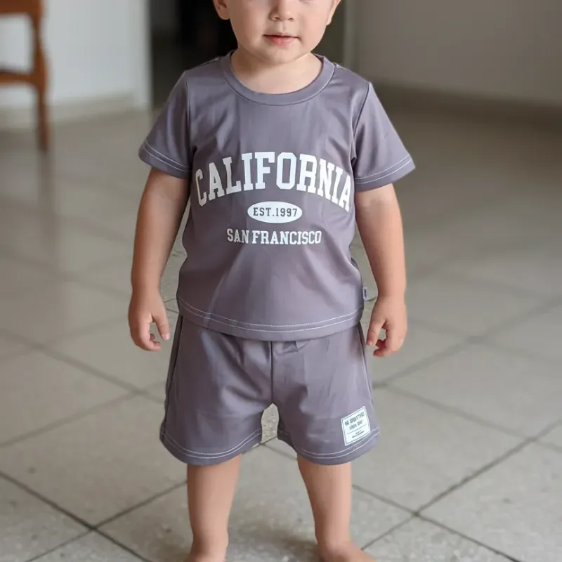 Pullover y short gris