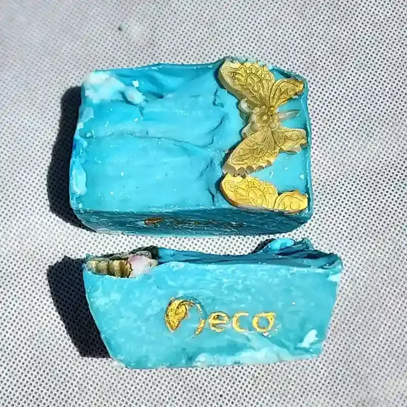 Jabón artesanal "mariposa"