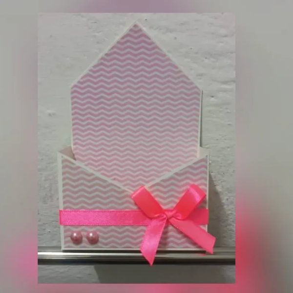 Caja en forma de sobre
