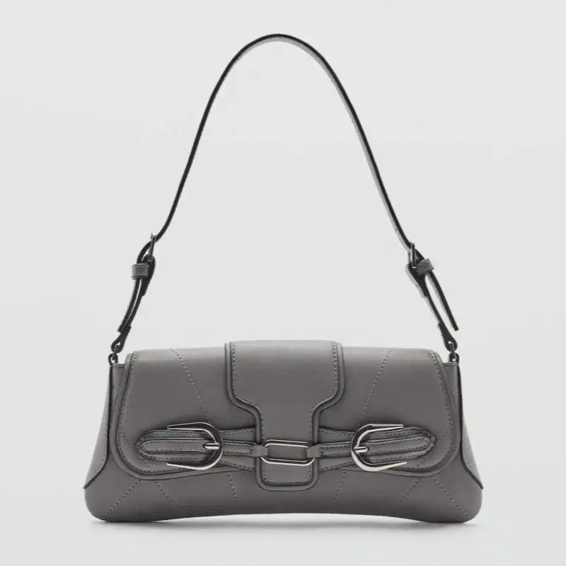 Bolso Mango detalle hebillas