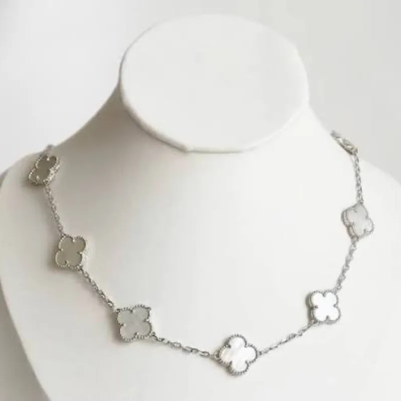 Cadena Van Cleef Varios Trébol (Color Blanca)