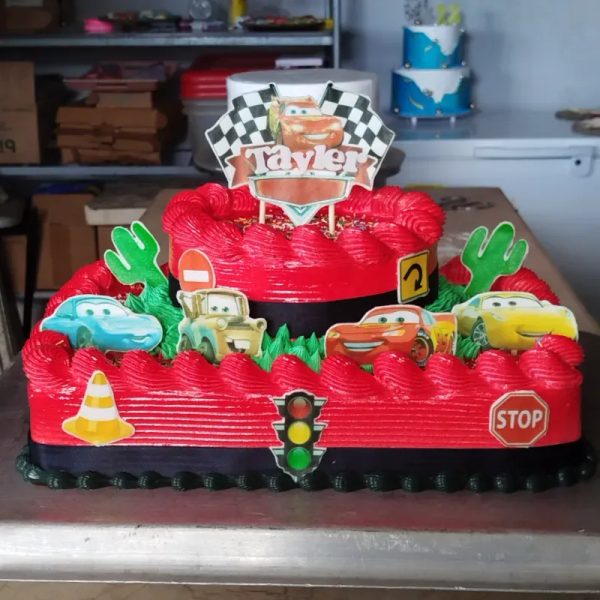 Mc Queen cake