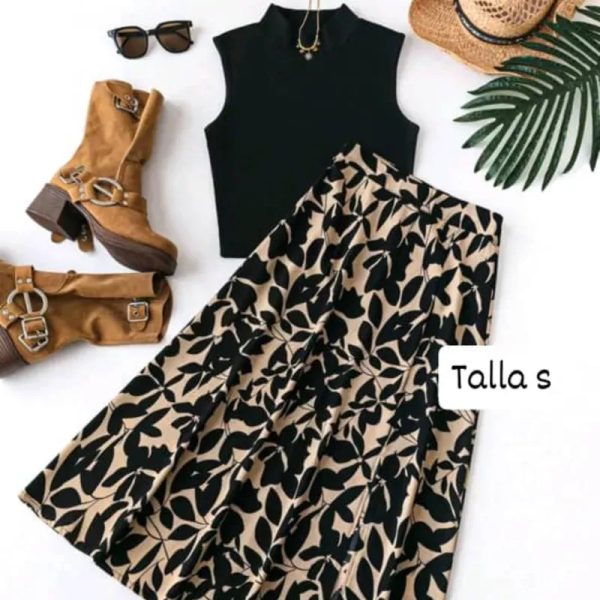 Conjunto de saya larga y camiseta