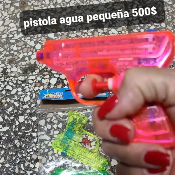 Pistola de agua pequeña