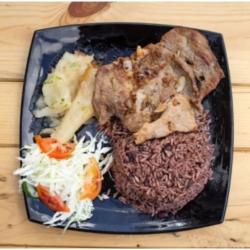 Bistec de cerdo Grillé al Carbón