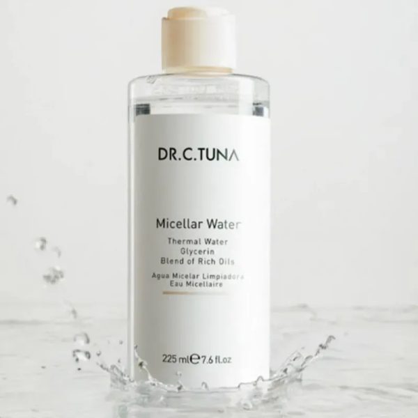 Agua micelar