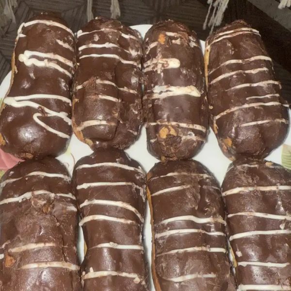 8 Eclear de chocolate con nutella