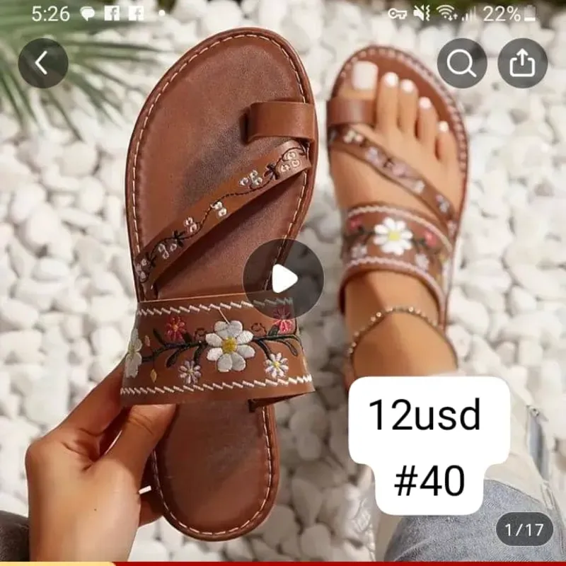 Sandalias carmelitas