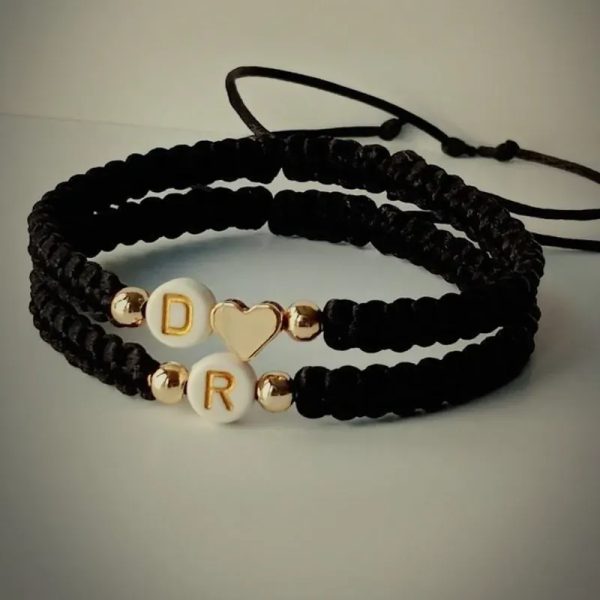 Pulseras tejidas de pareja