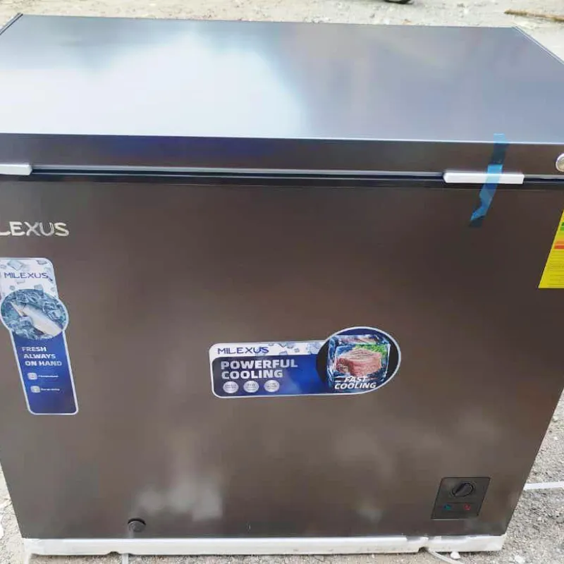Nevera Milexus de 9 pies