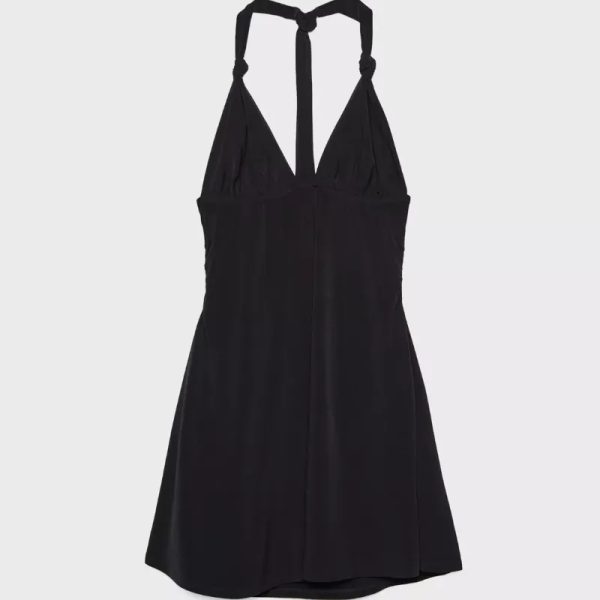 Vestido negro de nudos