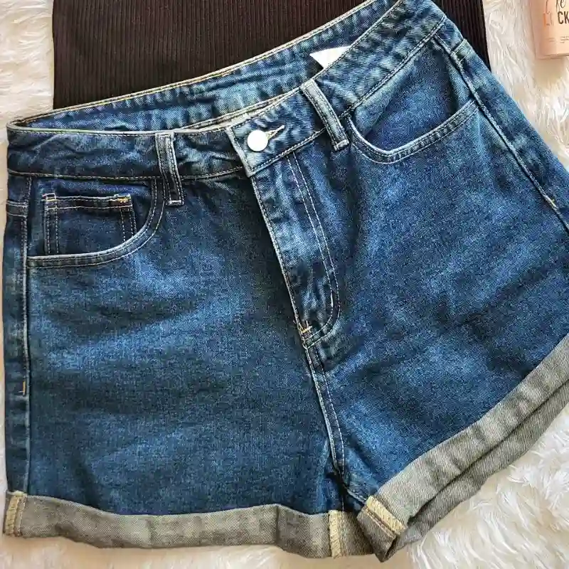 Short mezclilla corto 