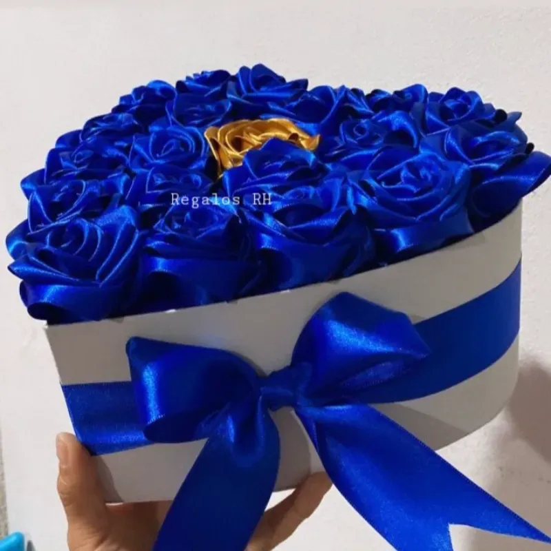 Corazón de 20 rosas