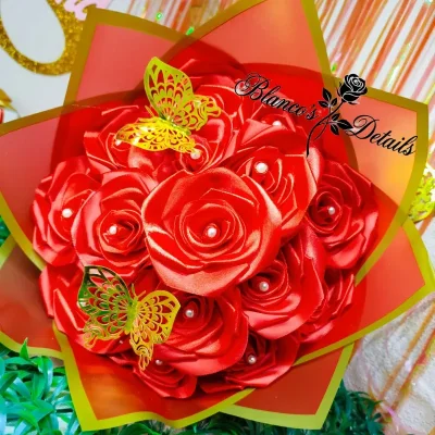 Ramo de 15 rosas eternas