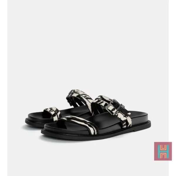 SANDALIAS ANIMAL PRINT PULL AND BEAR
