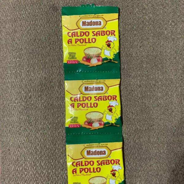 Caldo sabor a pollo x 3